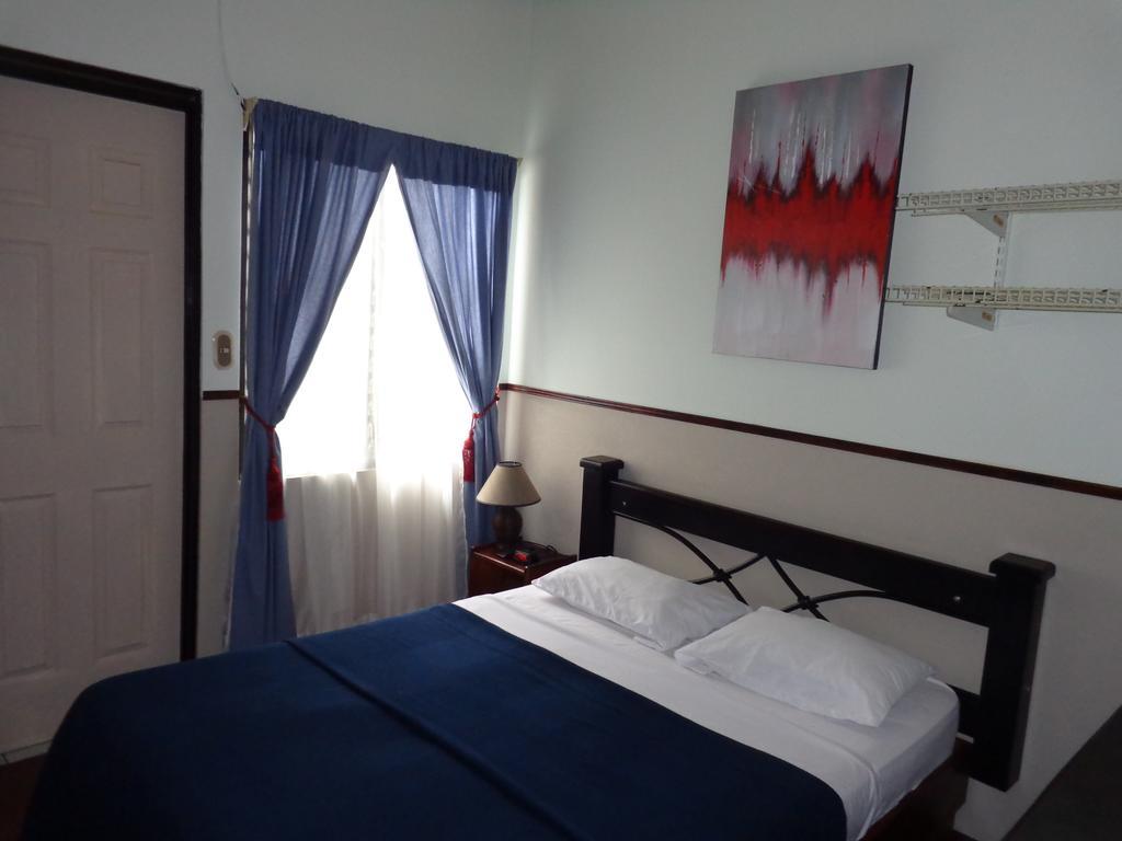 Hotel Santamaria Airport North / Alajuela Downtown מראה חיצוני תמונה
